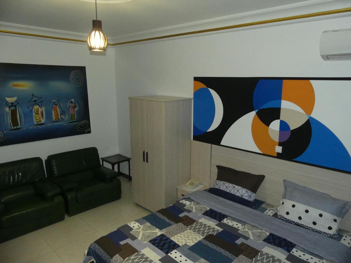 Residence Les Maristes Entire apartment (Dakar) - Deals, Photos